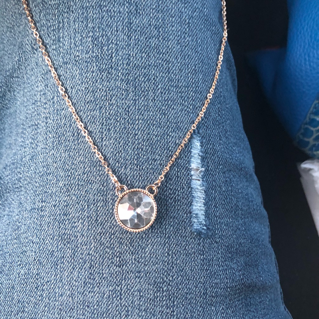 Gorgeous Crystal Necklace New 16”-18” Beautiful